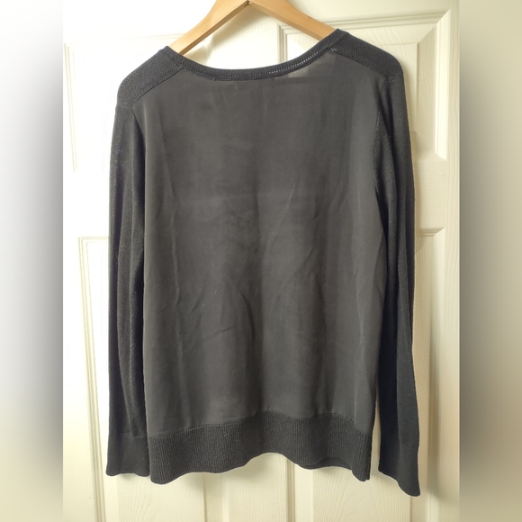 Banana Republic Women's Medium Sized Black Sweater - Picture 2 of 10